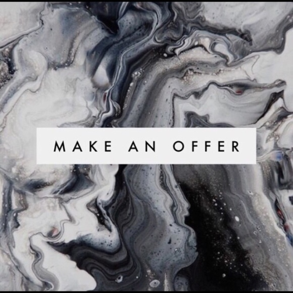 🌟HELLO NEW FOLLOWERS🌟🖤make offers🖤